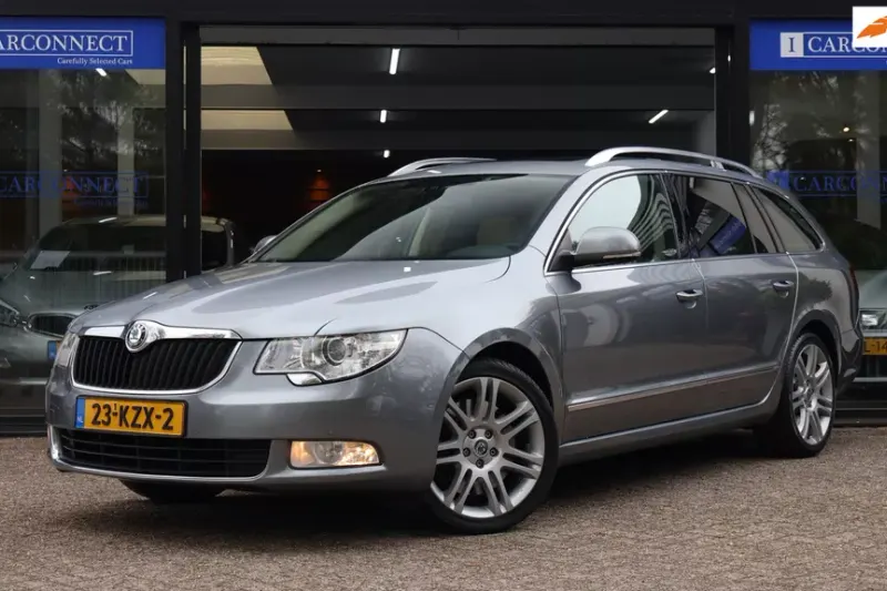 Škoda Superb (2010)