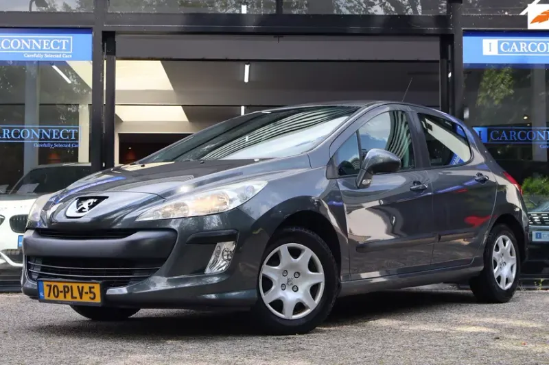 Peugeot 308 (2010)