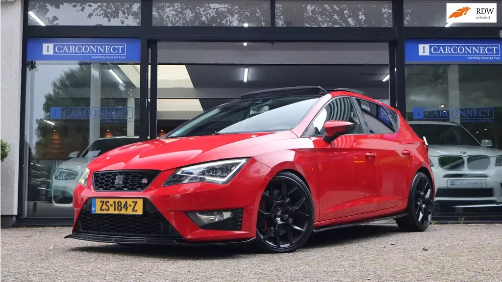 SEAT Leon (2013) — foto 1