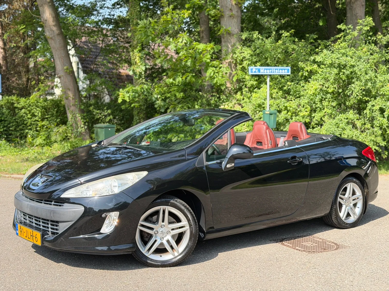 Peugeot 308 (2009) — foto 1