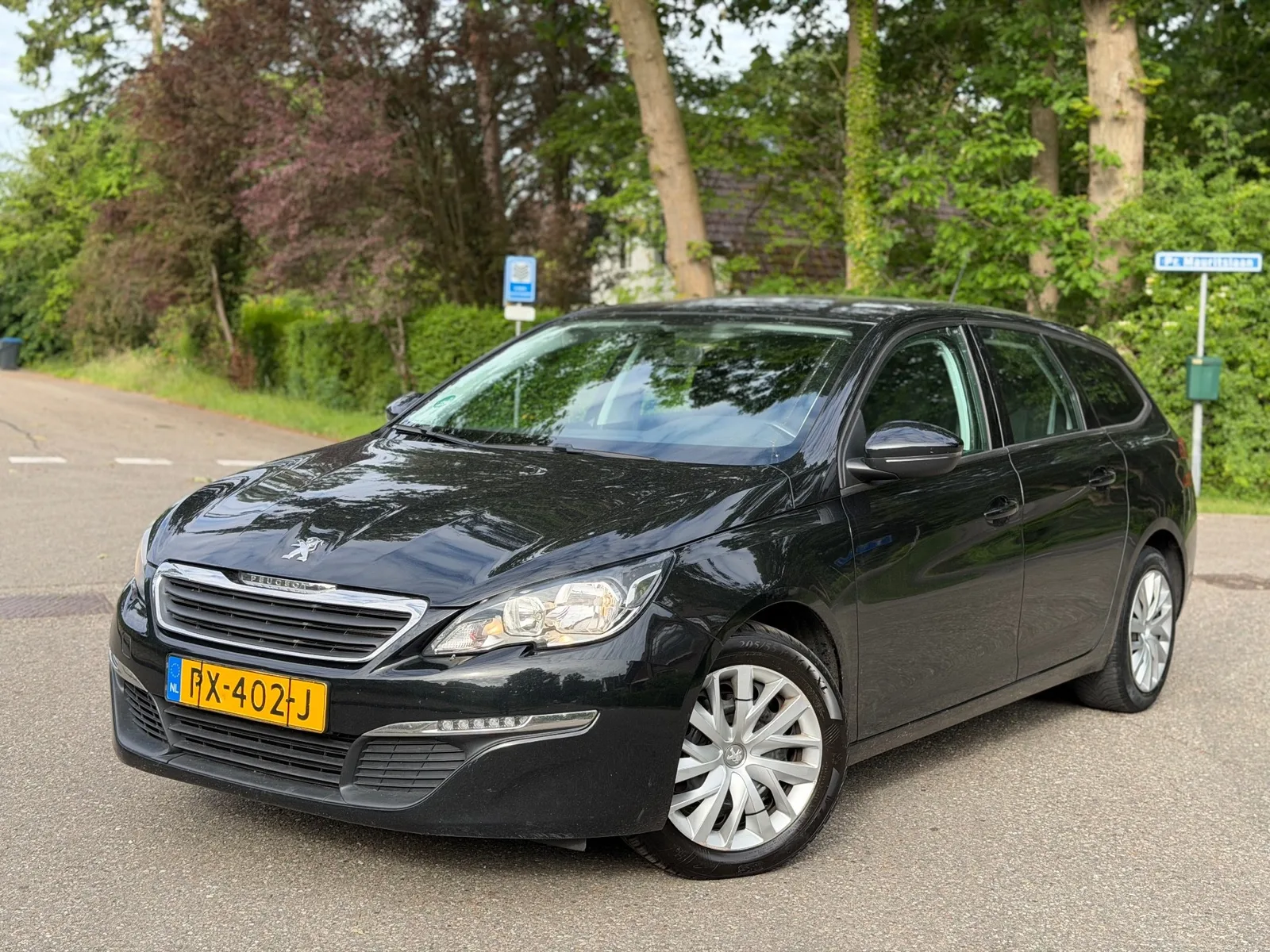 Peugeot 308 (2017) — foto 1