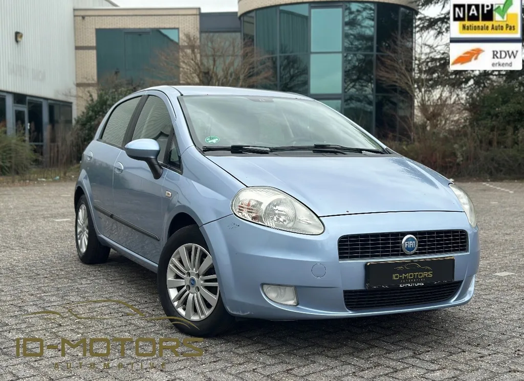 Fiat Grande Punto (2006) — foto 1
