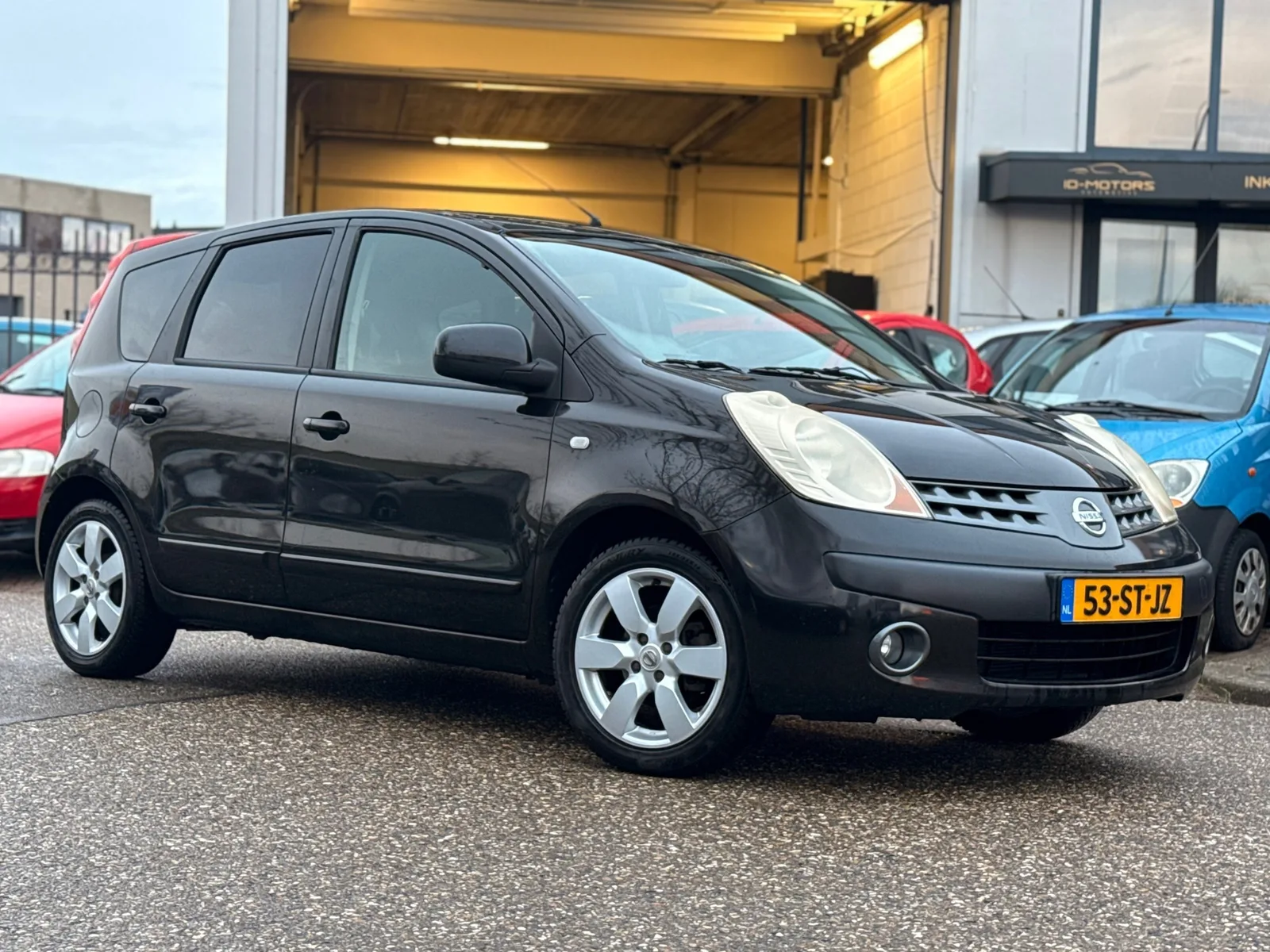 Nissan Note (2006) — foto 1