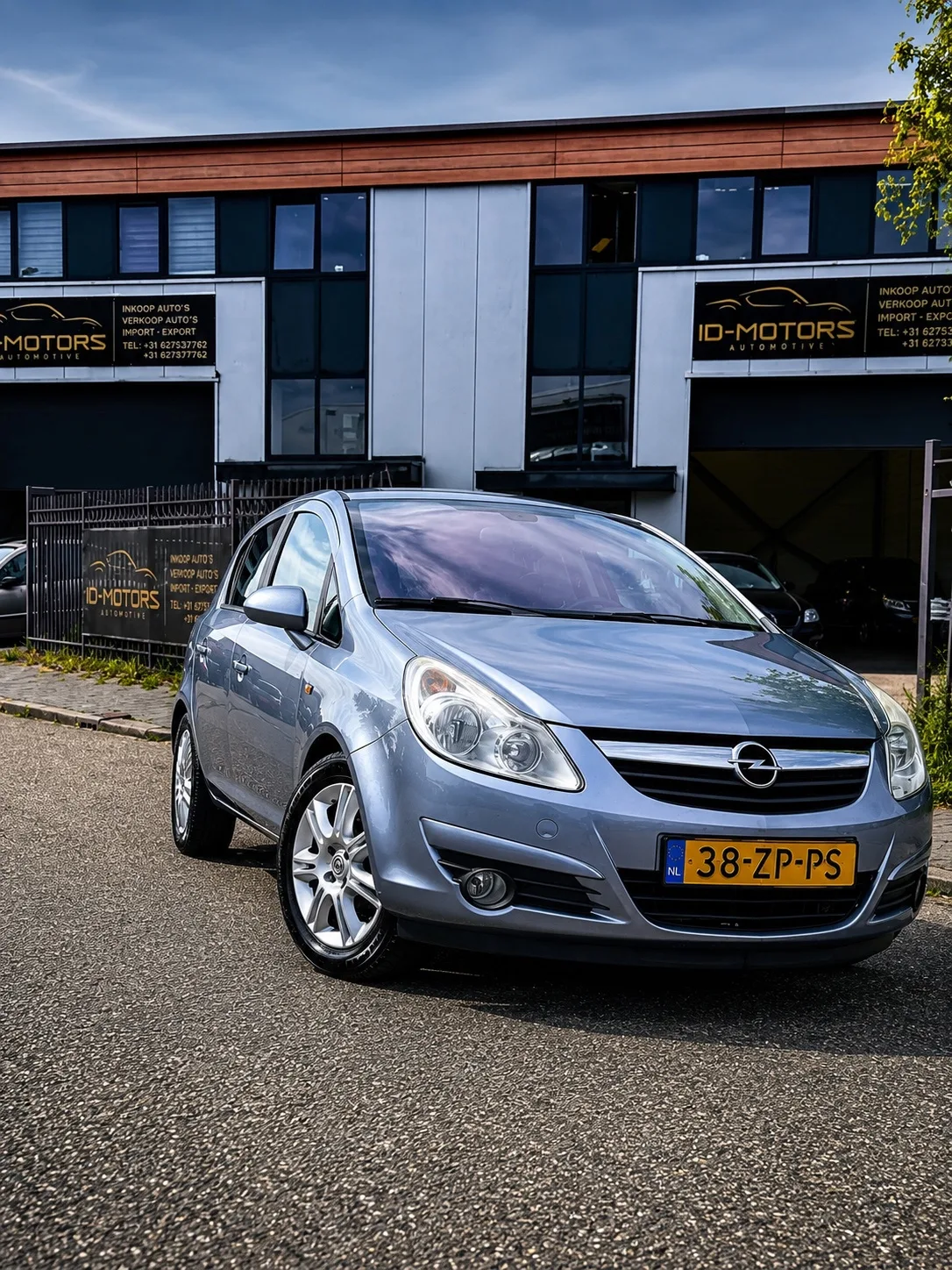 Opel Corsa (2008) — foto 1
