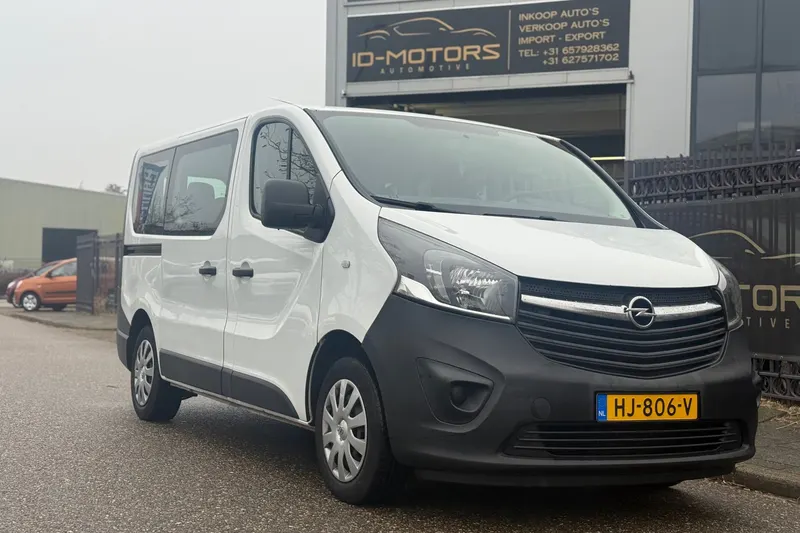 Opel Vivaro (2015)