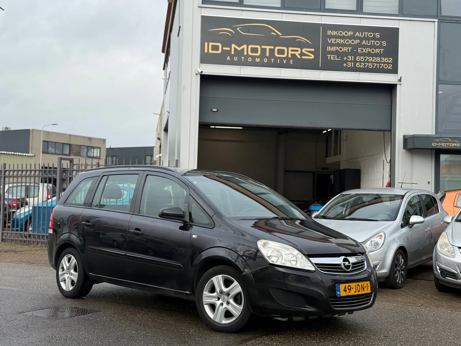 Opel Zafira (2009) — foto 1