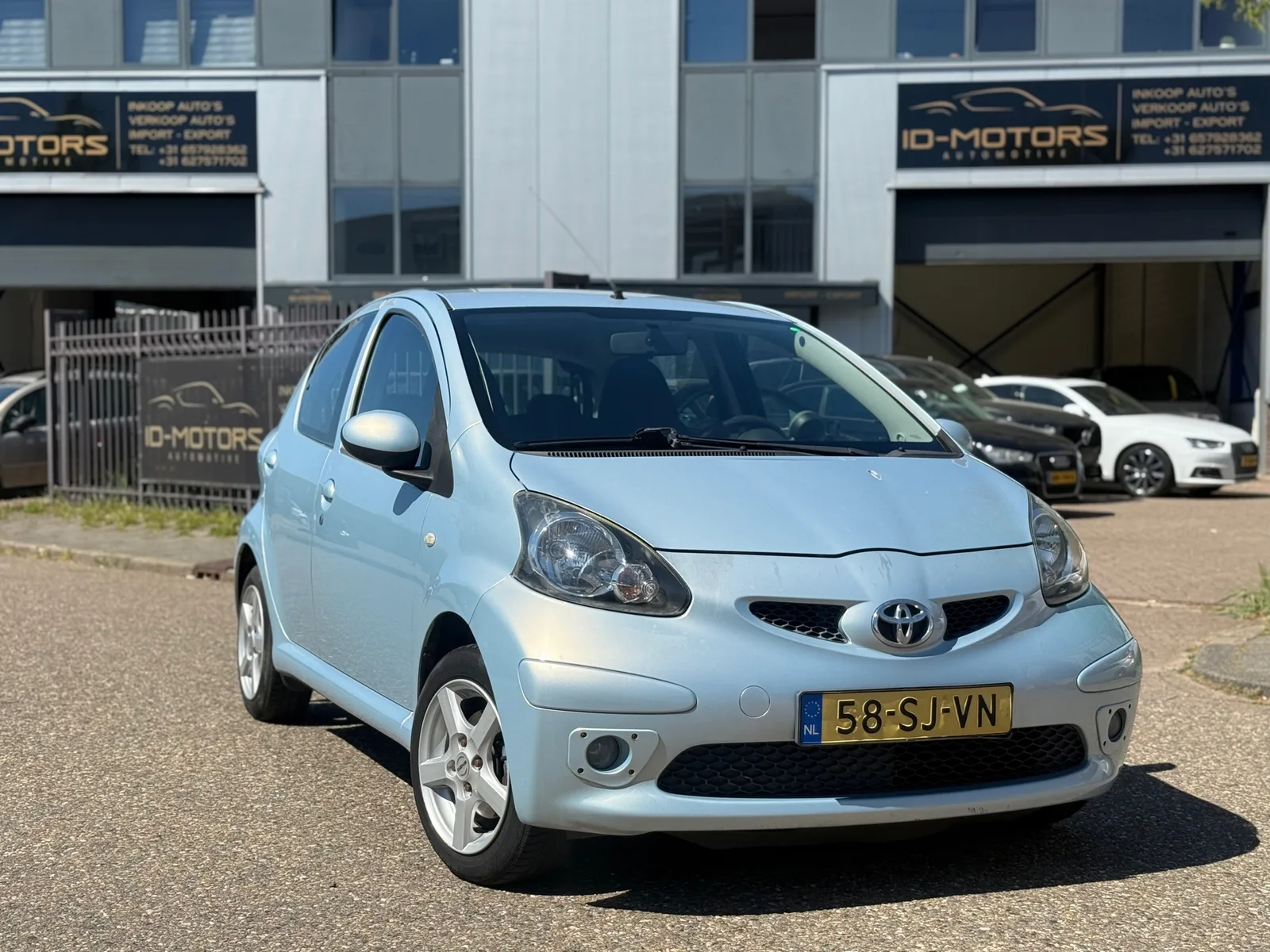 Toyota Aygo (2006) — foto 1