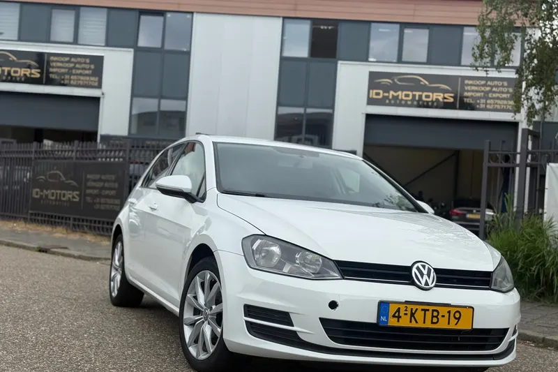 Volkswagen Golf (2013)