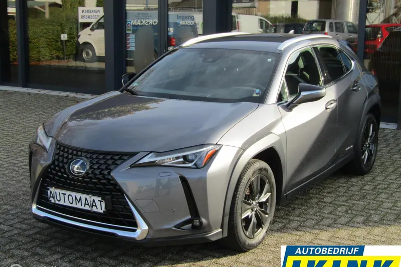 Lexus UX (2019)