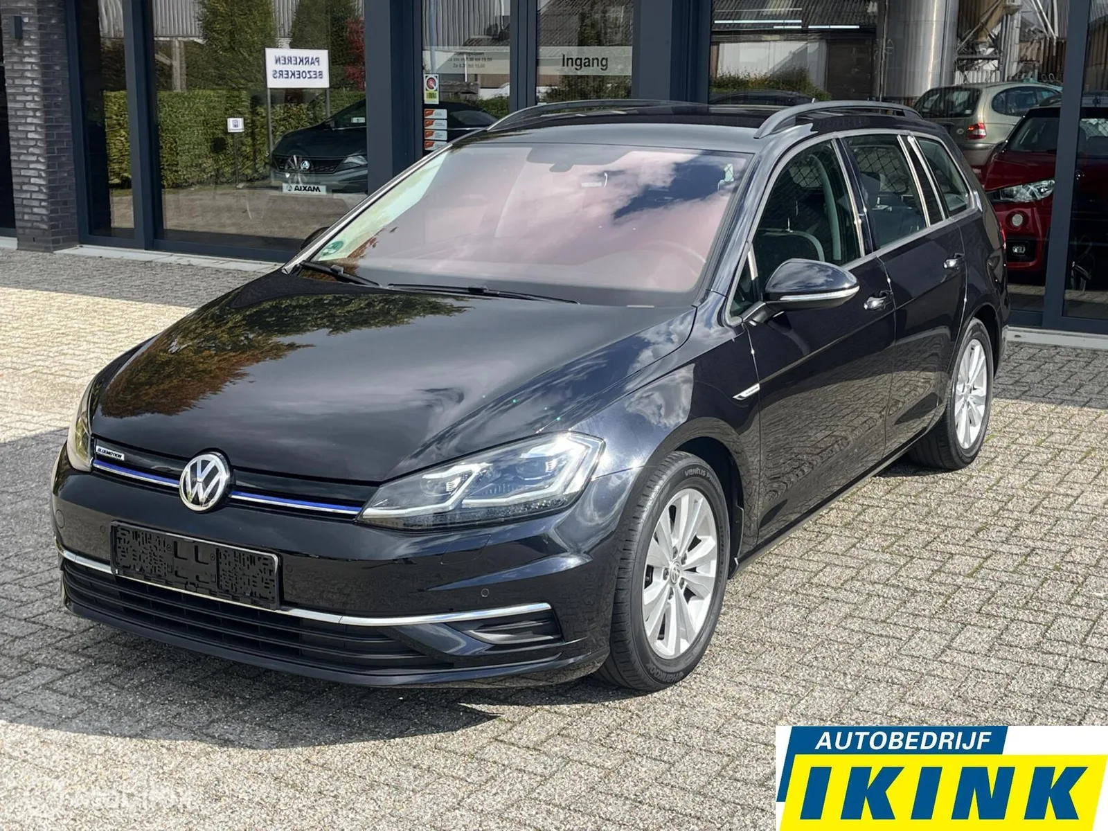 Volkswagen Golf (2019) — foto 1