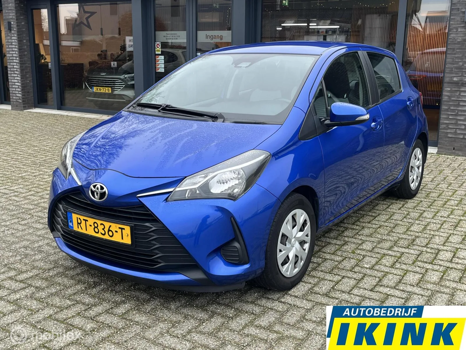 Toyota Yaris (2018) — foto 1