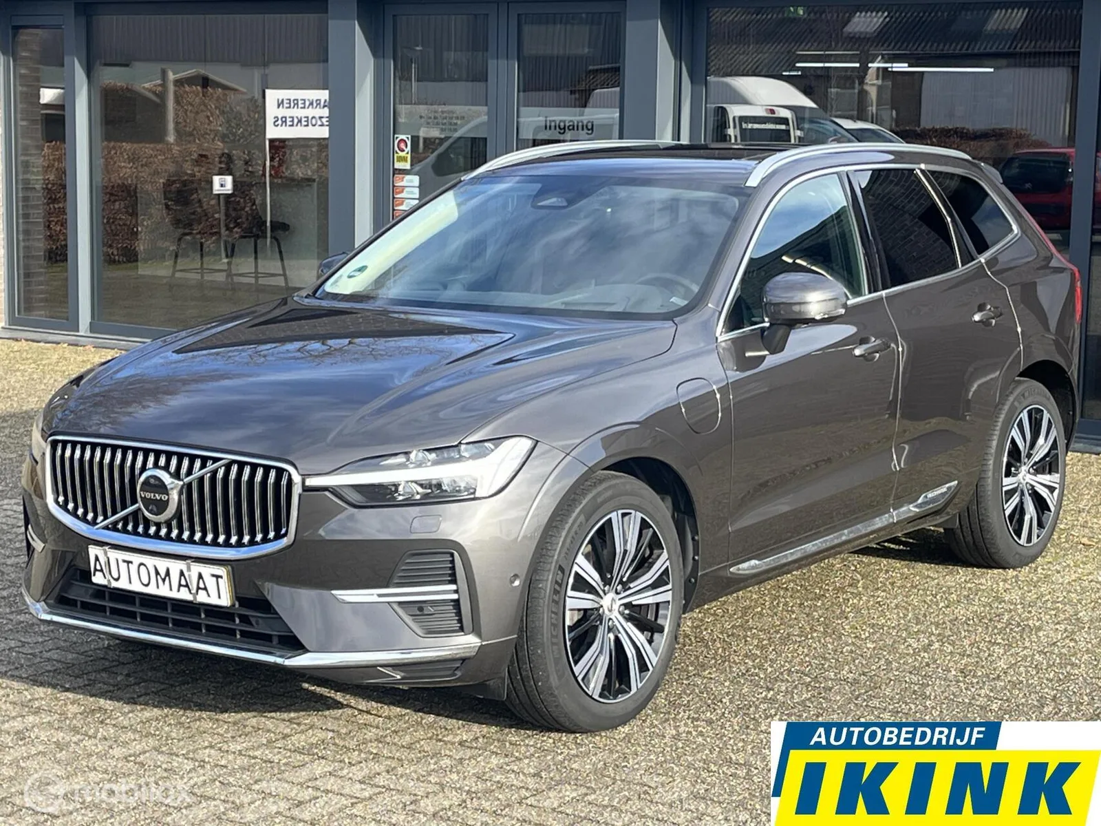 Volvo XC60 (2022) — foto 1