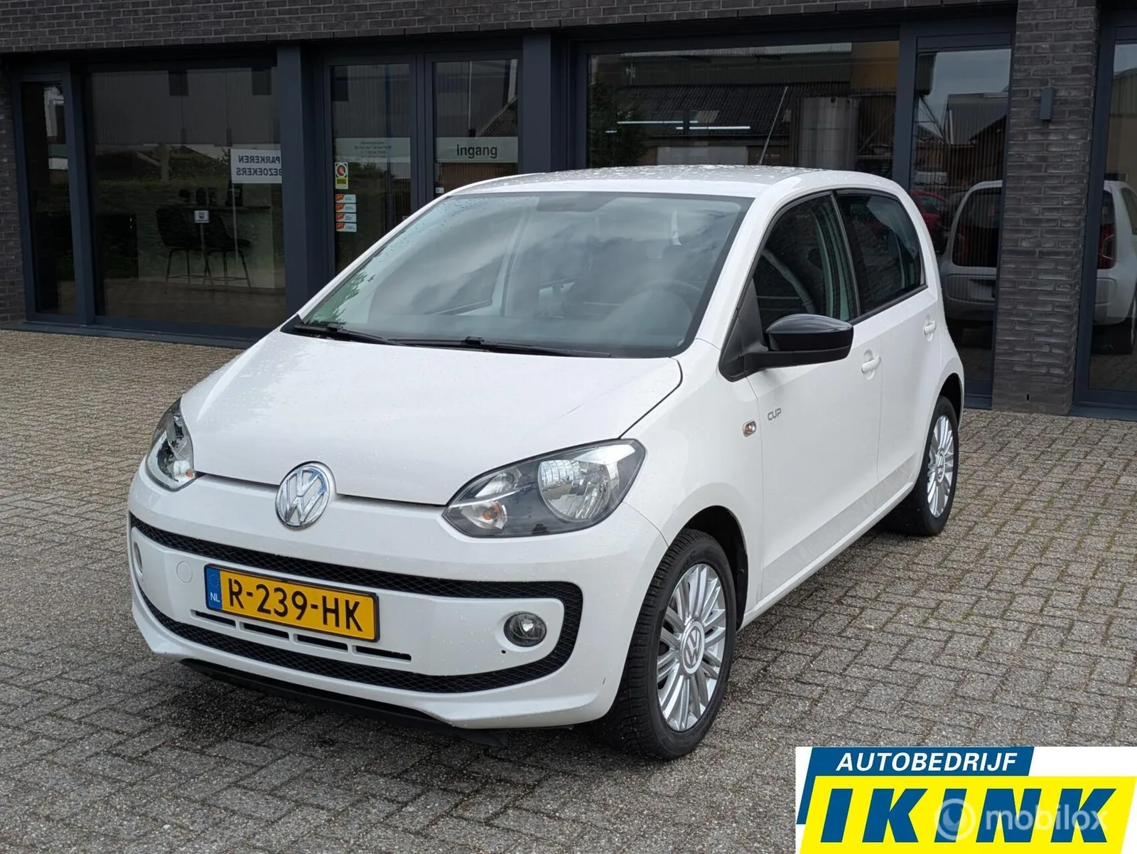 Volkswagen Up! (2014) — foto 1