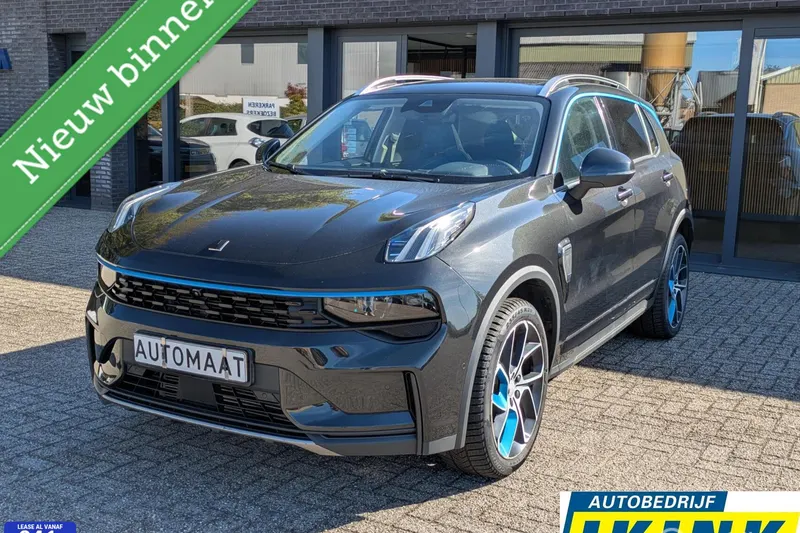 Lynk & Co 01 (2023)