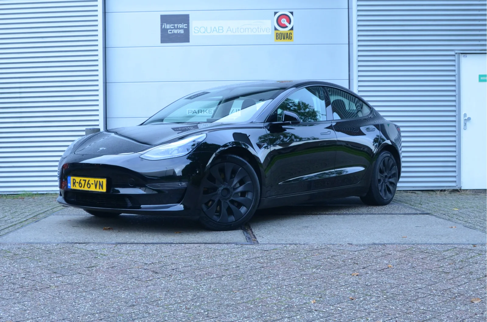 Tesla Model 3 (2022) — foto 1