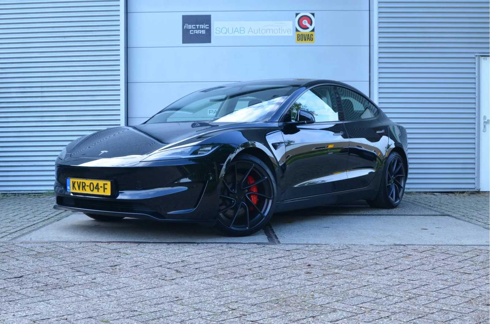 Tesla Model 3 (2024) — foto 1