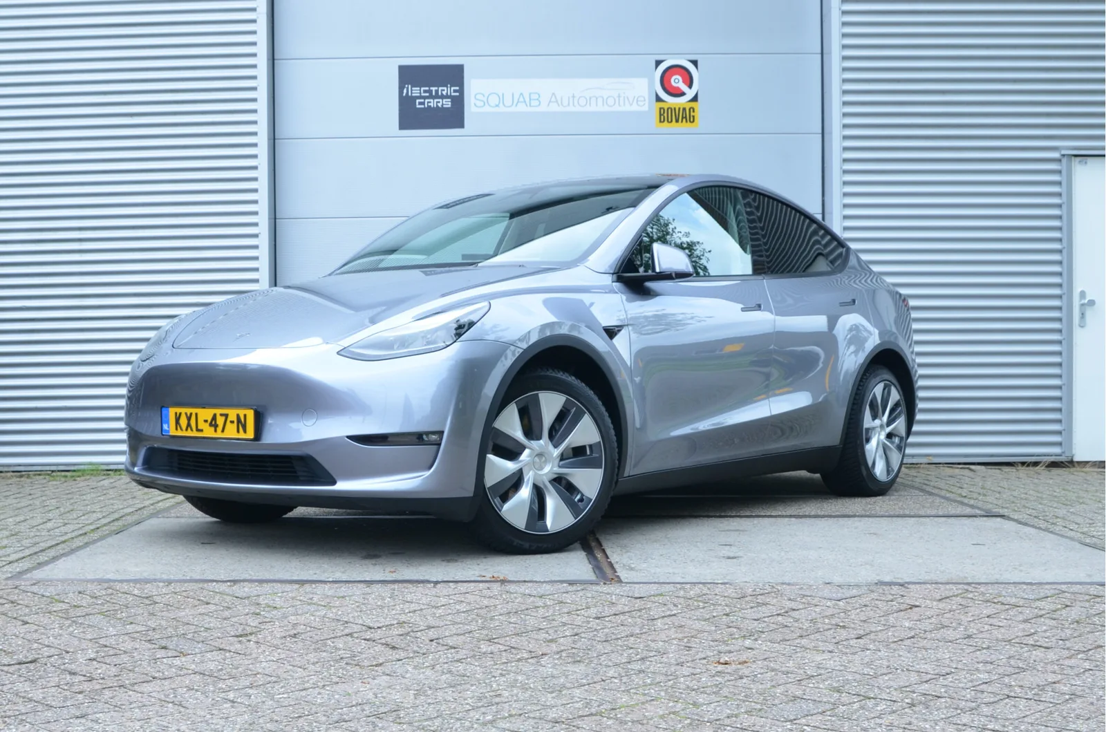 Tesla Model Y (2023) — foto 1