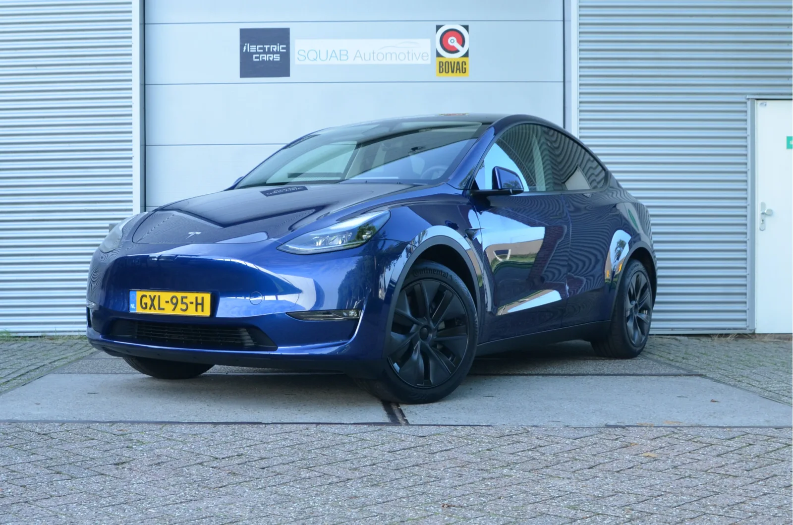 Tesla Model Y (2025) — foto 1