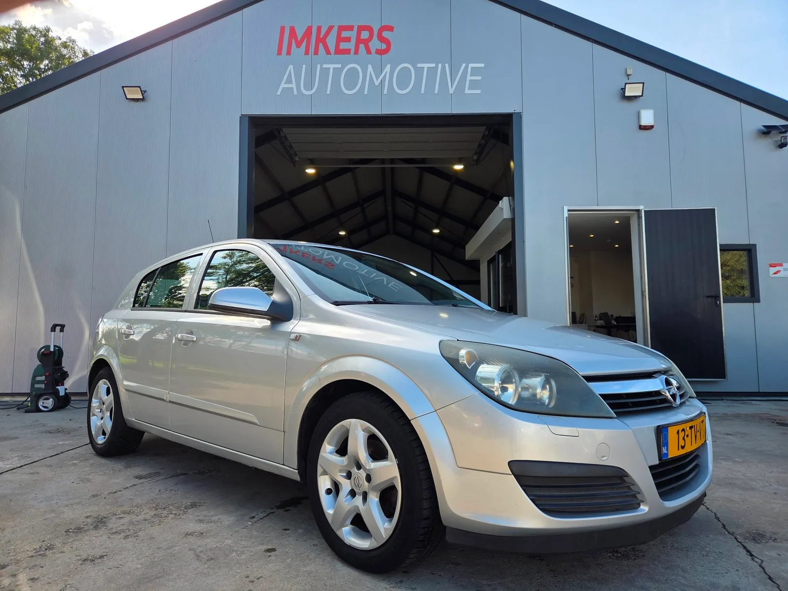 Opel Astra (2007) — foto 1