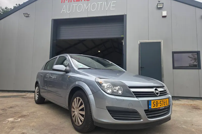 Opel Astra (2006)