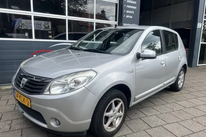 Dacia Sandero (2010)