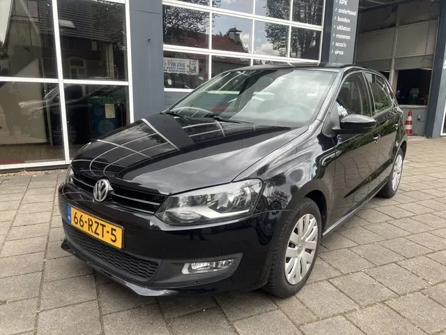 Volkswagen Polo (2011) — foto 1