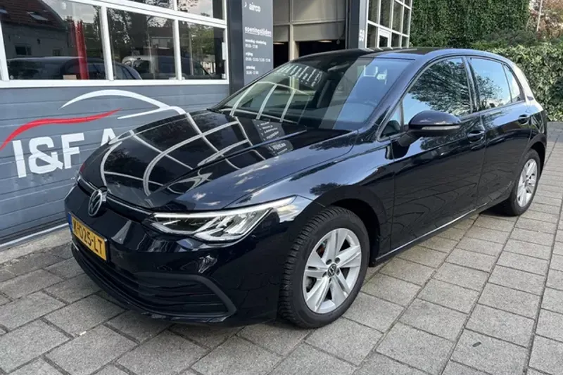 Volkswagen Golf (2021)