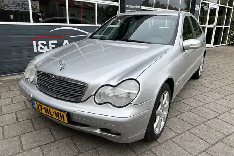 Mercedes-Benz C-Klasse (2001)