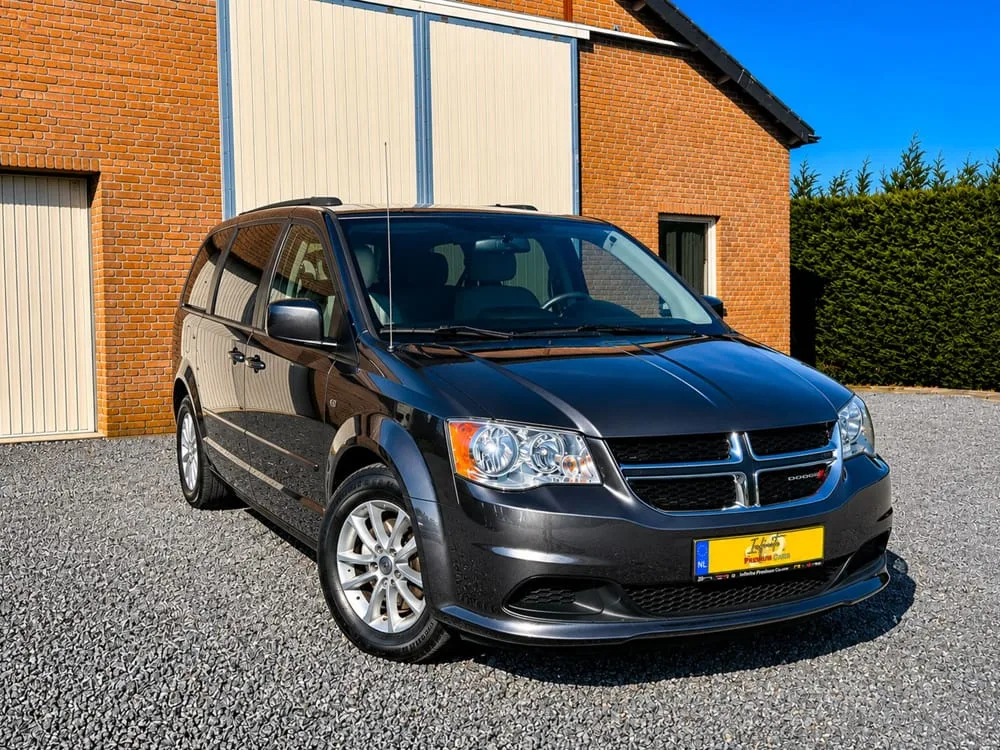 Chrysler Grand Voyager (2014) — foto 1