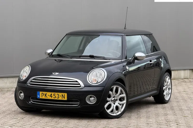 MINI One (2007)
