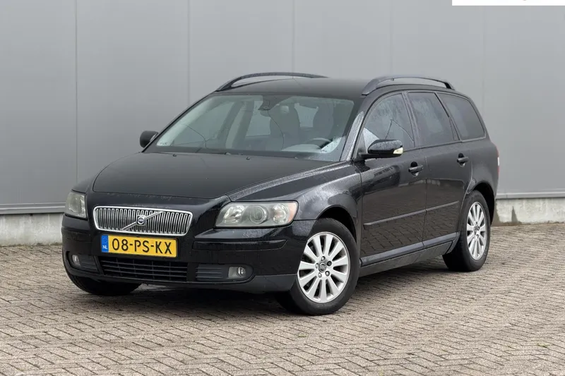 Volvo V50 (2004)