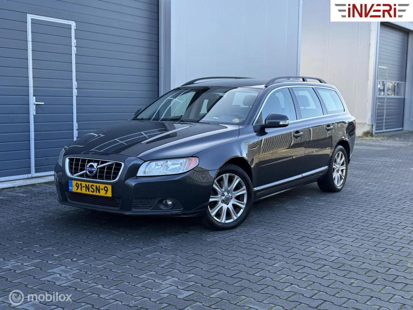 Volvo V70 (2010) — foto 1