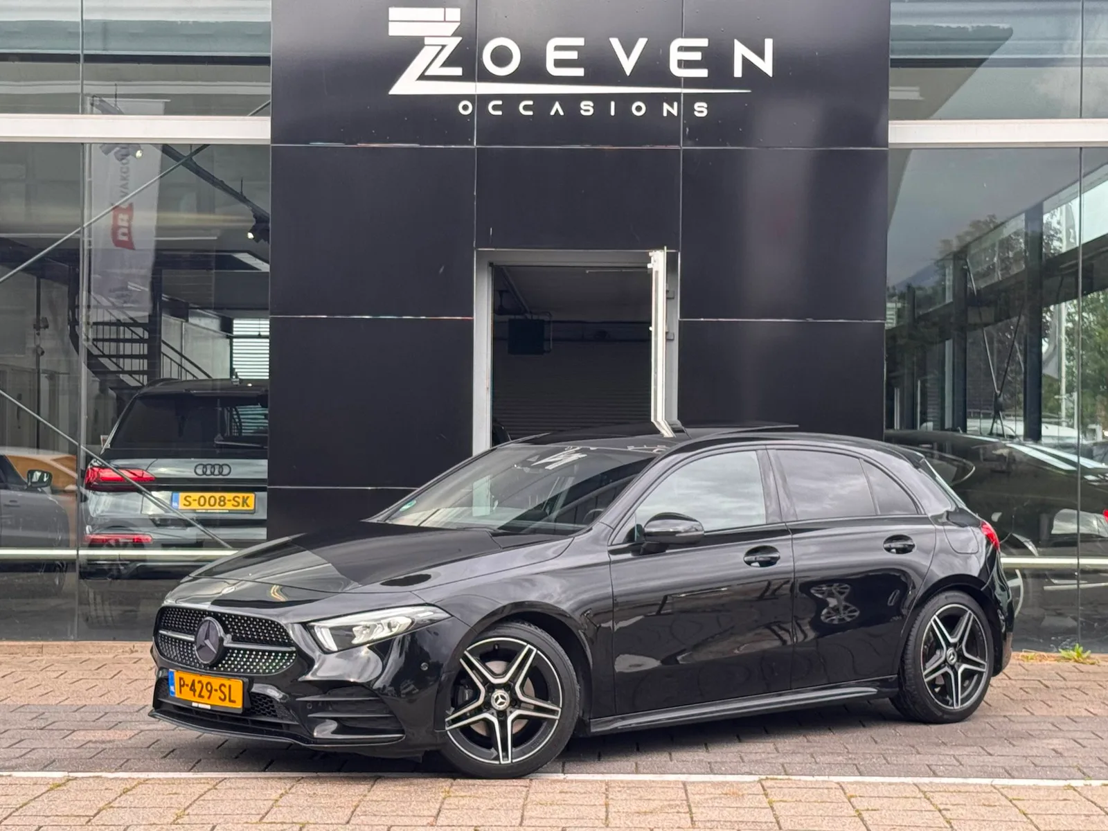 Mercedes-Benz A-Klasse (2019) — foto 1