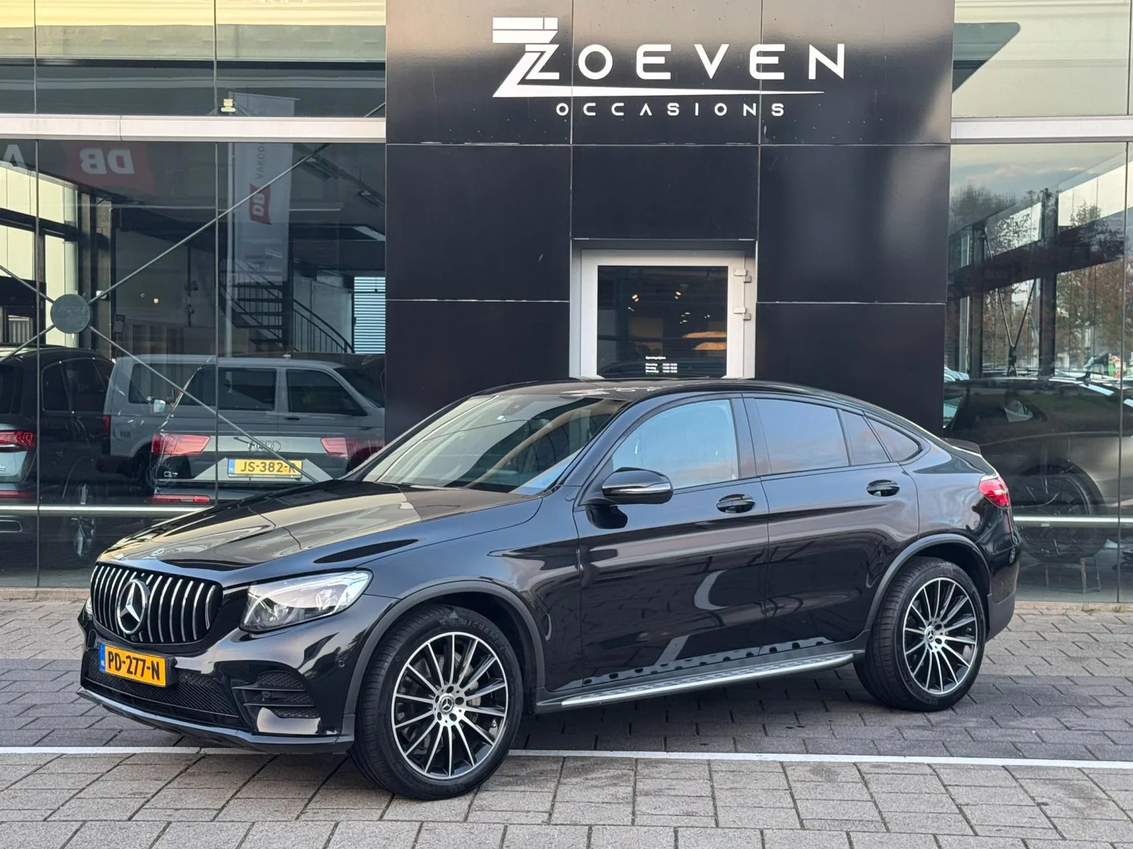 Mercedes-Benz GLC-Klasse Coupé (2017) — foto 1