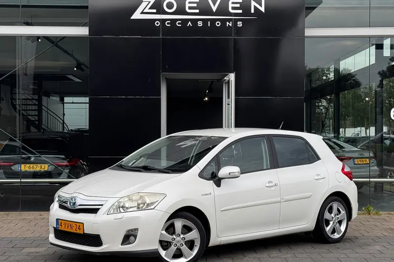 Toyota Auris (2011)