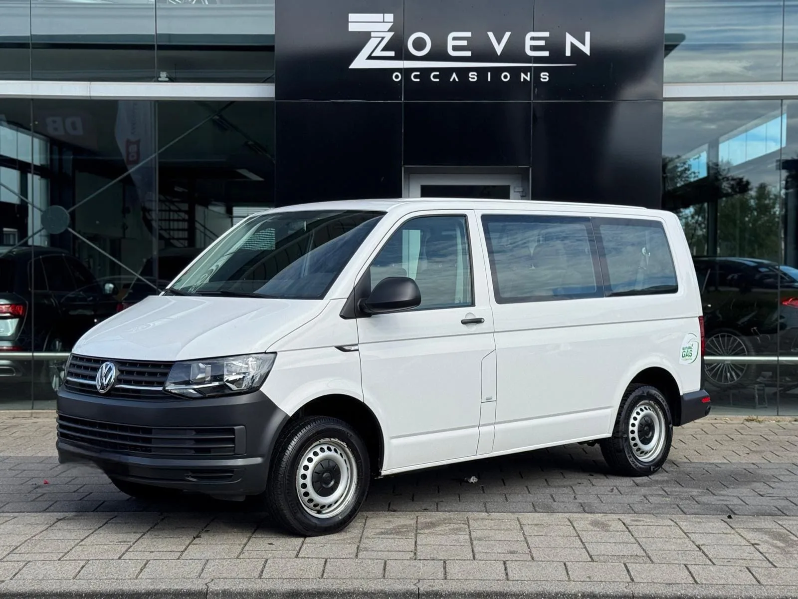 Volkswagen Transporter (2017) — foto 1