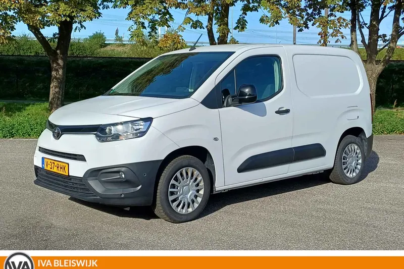 Toyota ProAce City (2023)
