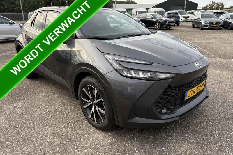 Toyota C-HR (2025)