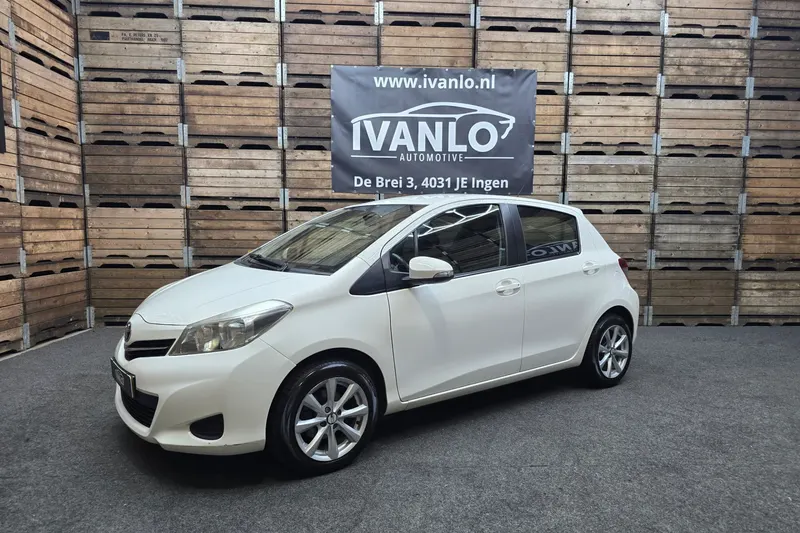 Toyota Yaris (2013)