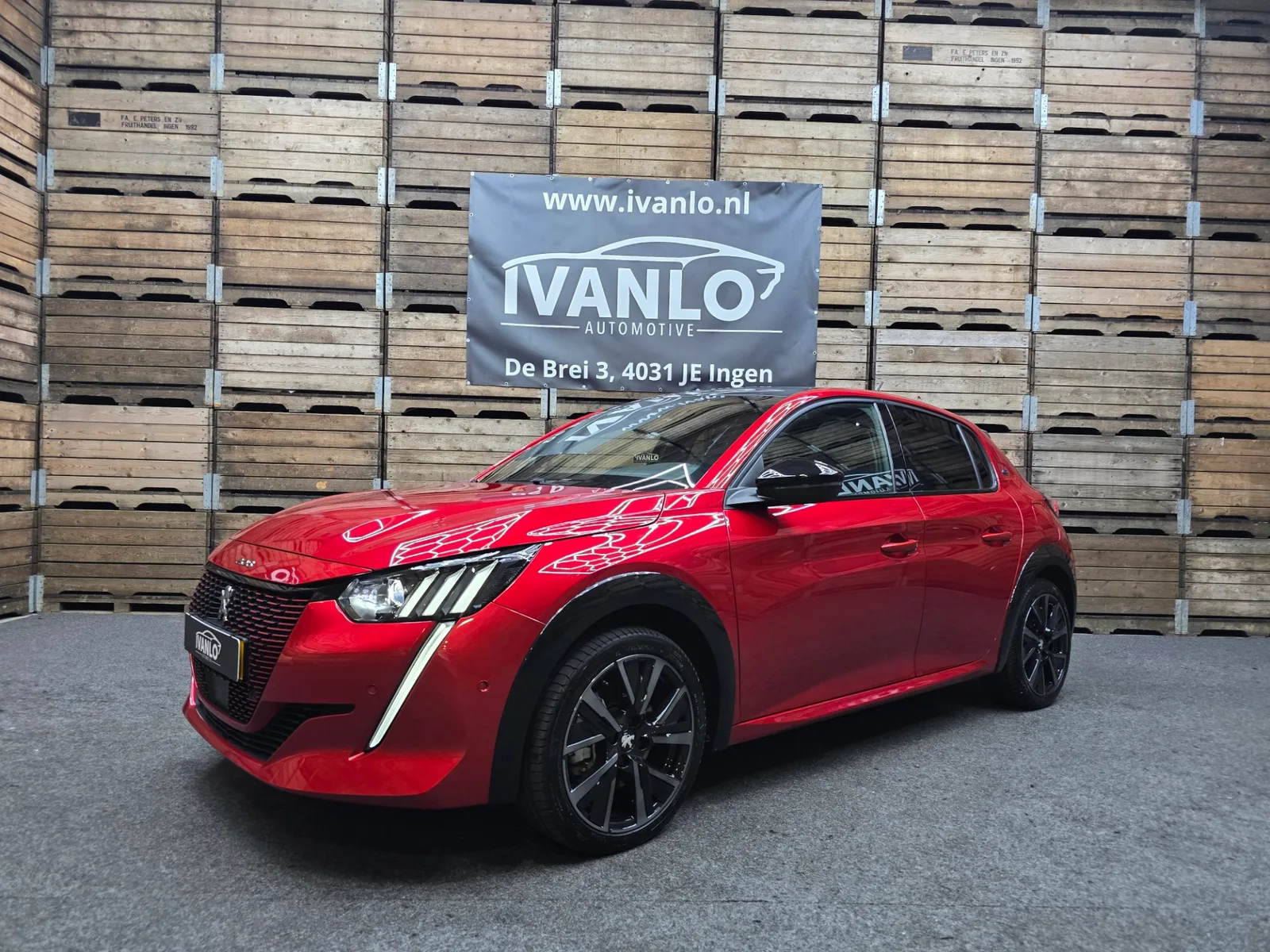 Peugeot e-208 (2023) — foto 1