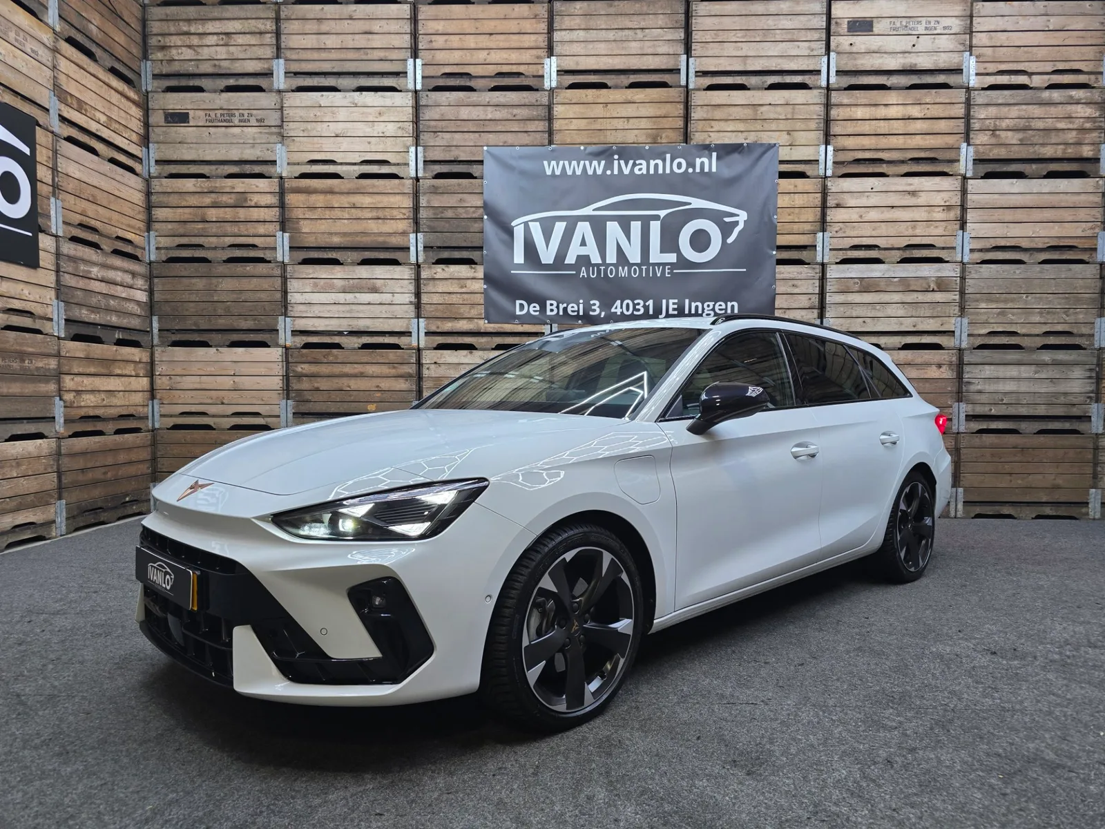 CUPRA Leon Sportstourer (2025) — foto 1