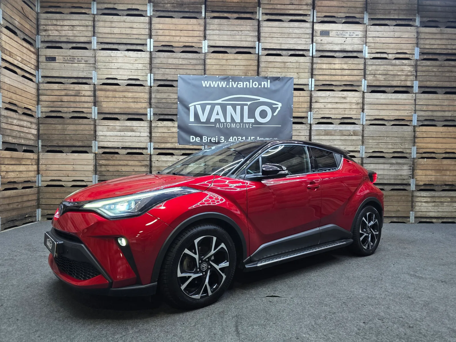Toyota C-HR (2020) — foto 1