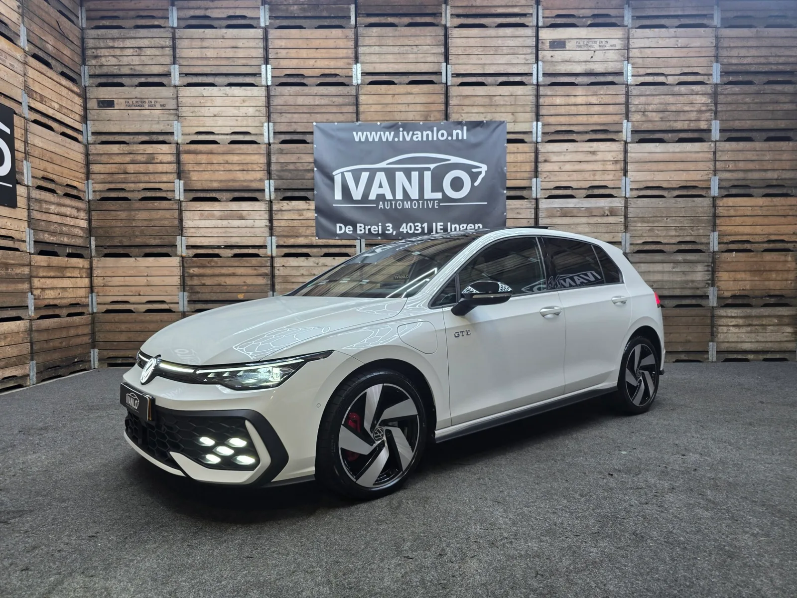 Volkswagen Golf (2025) — foto 1