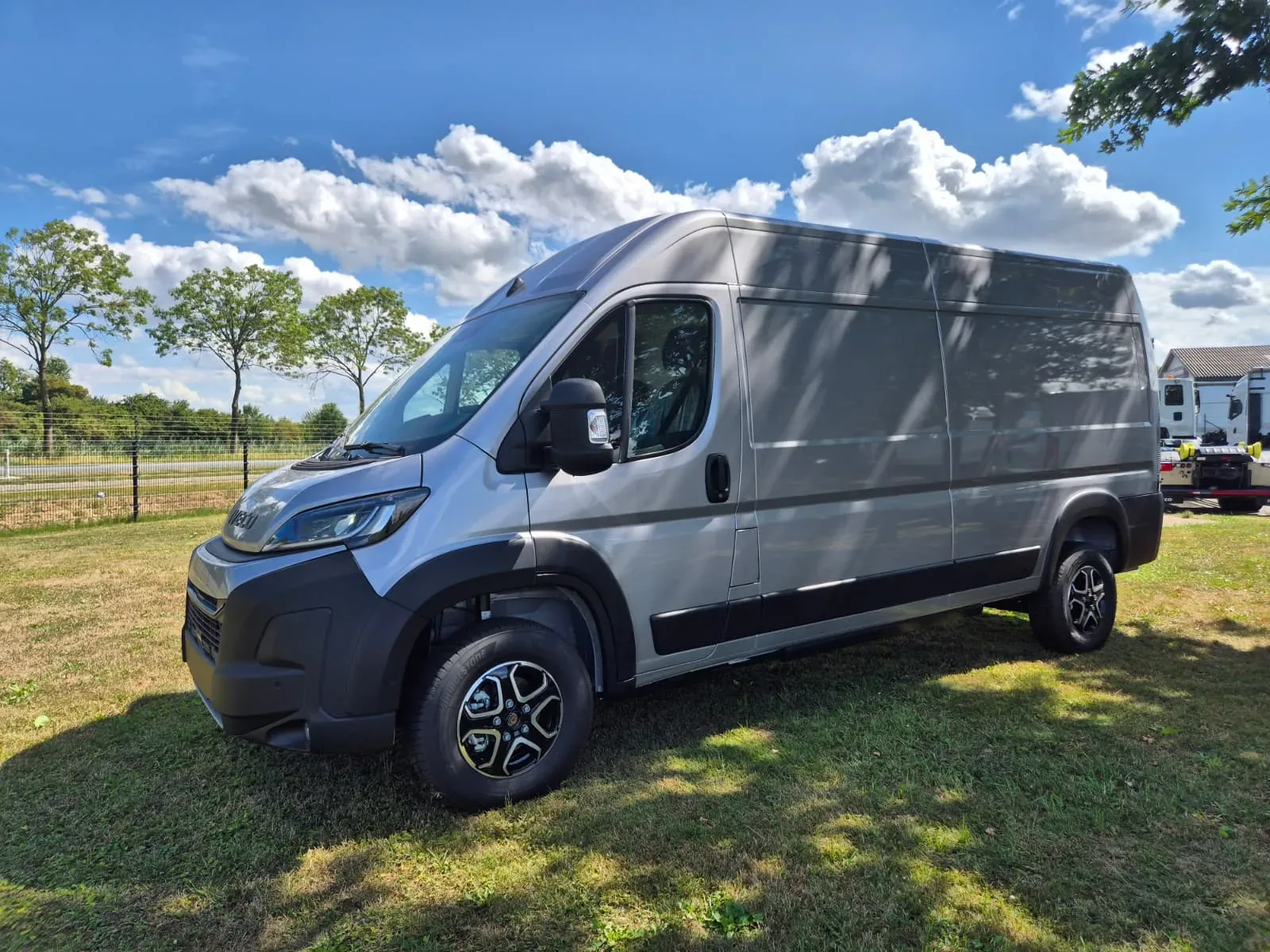 Iveco eSuperJolly (2026) — foto 1