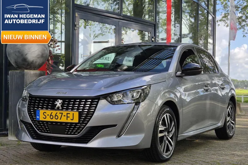 Peugeot 208 (2022)