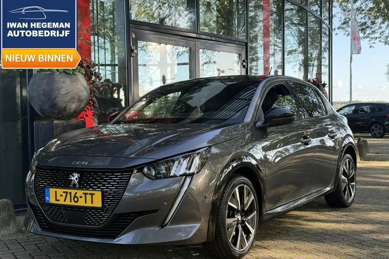 Peugeot 208 (2021)