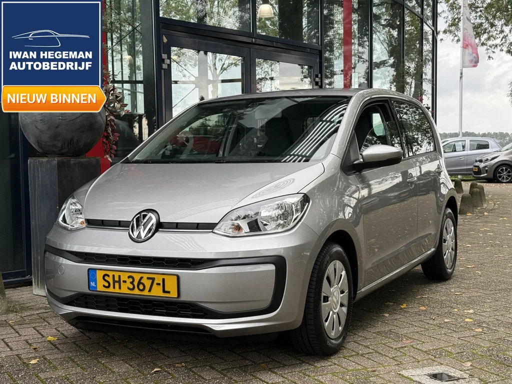 Volkswagen Up! (2018) — foto 1