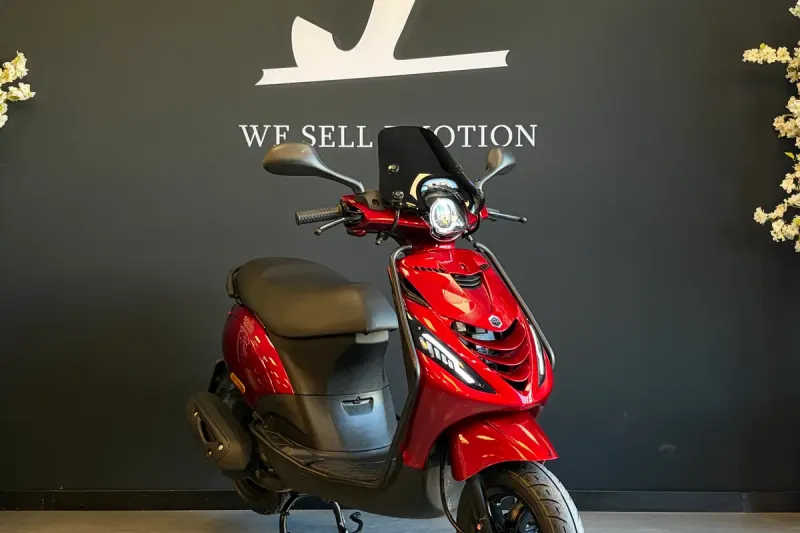 Piaggio Zip (2023)