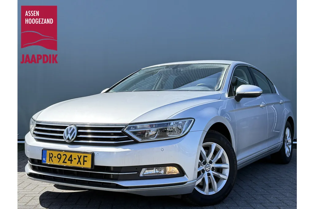 Volkswagen Passat (2017) — foto 1