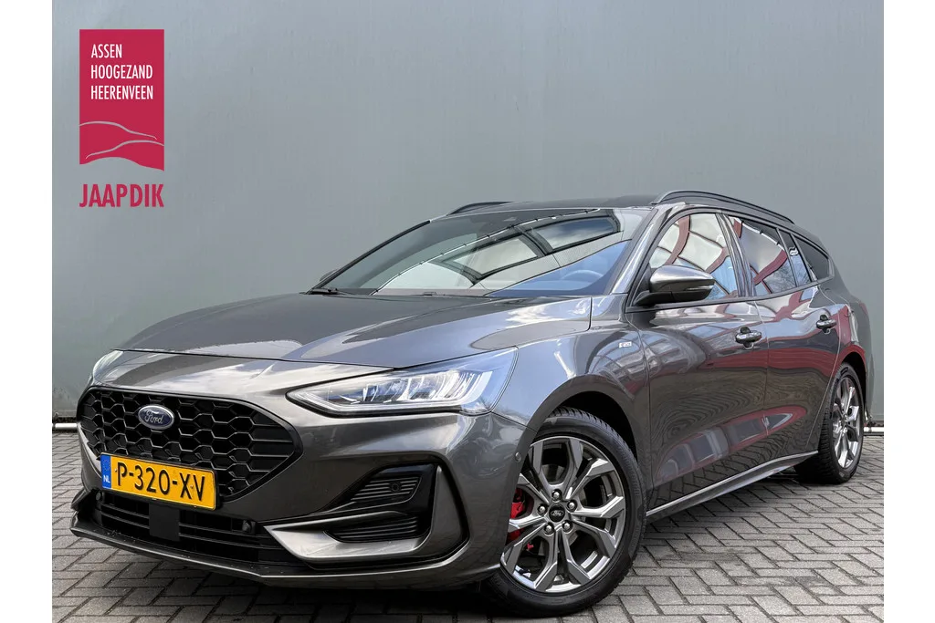 Ford Focus (2022) — foto 1